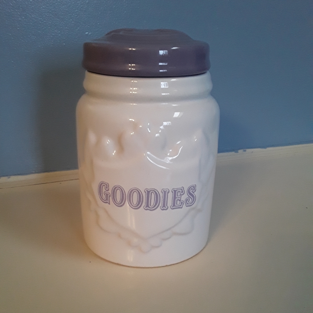 Canister GOODIES